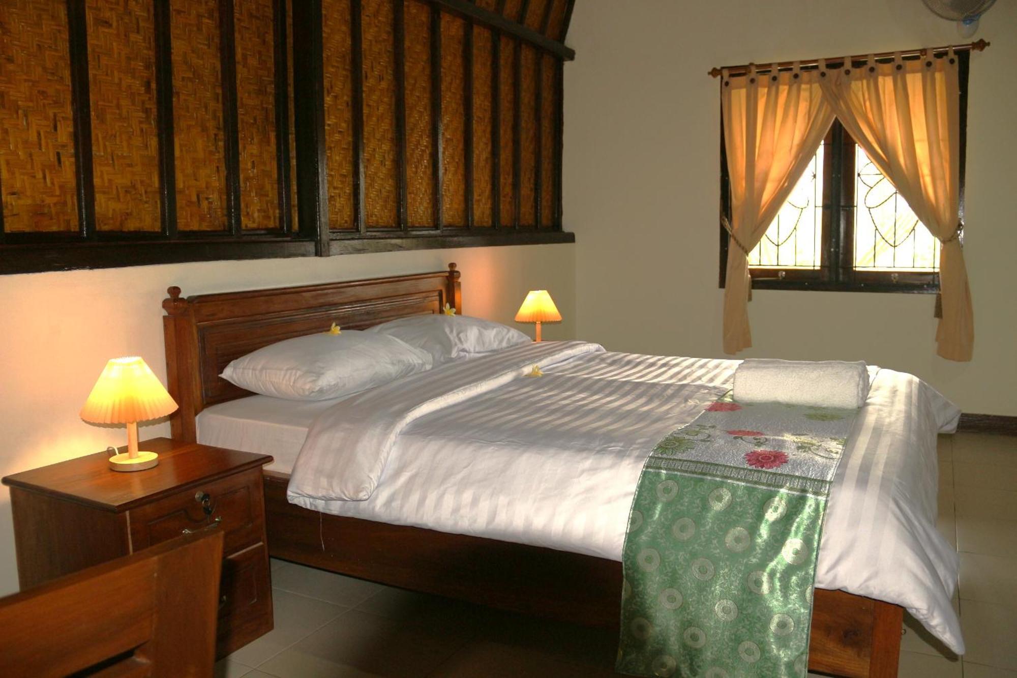 Green Orry Inn Tetebatu Exterior photo